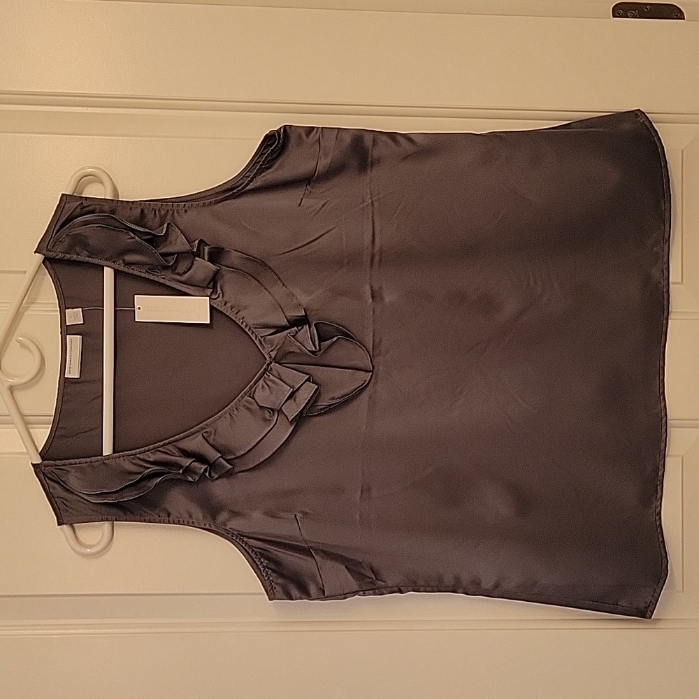 New York & Company Sleeveless V-Neck   Top